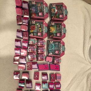 tons of disney doorables